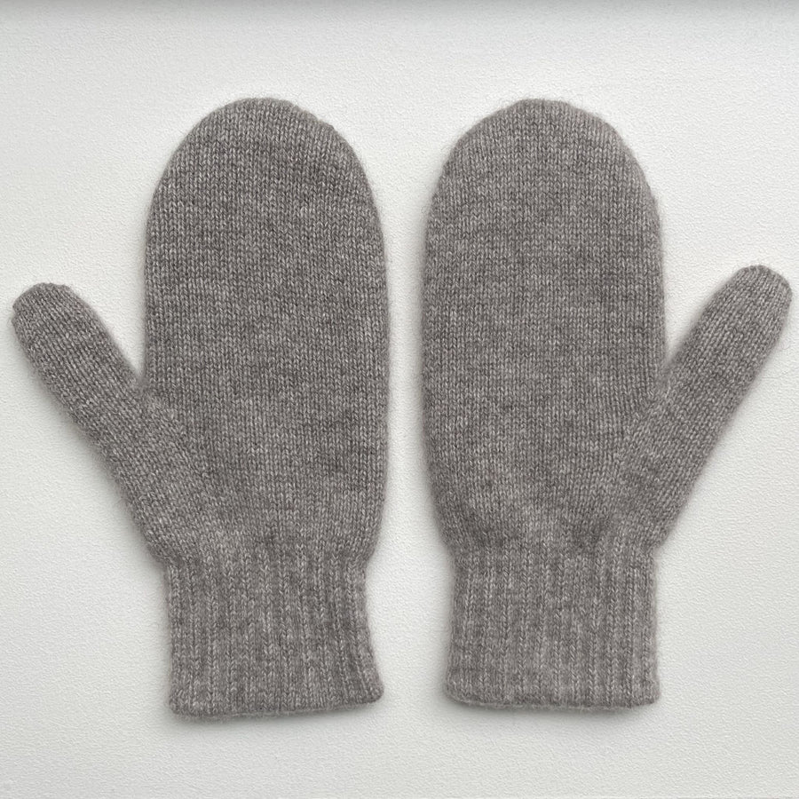 'Toasty' yak wool mittens